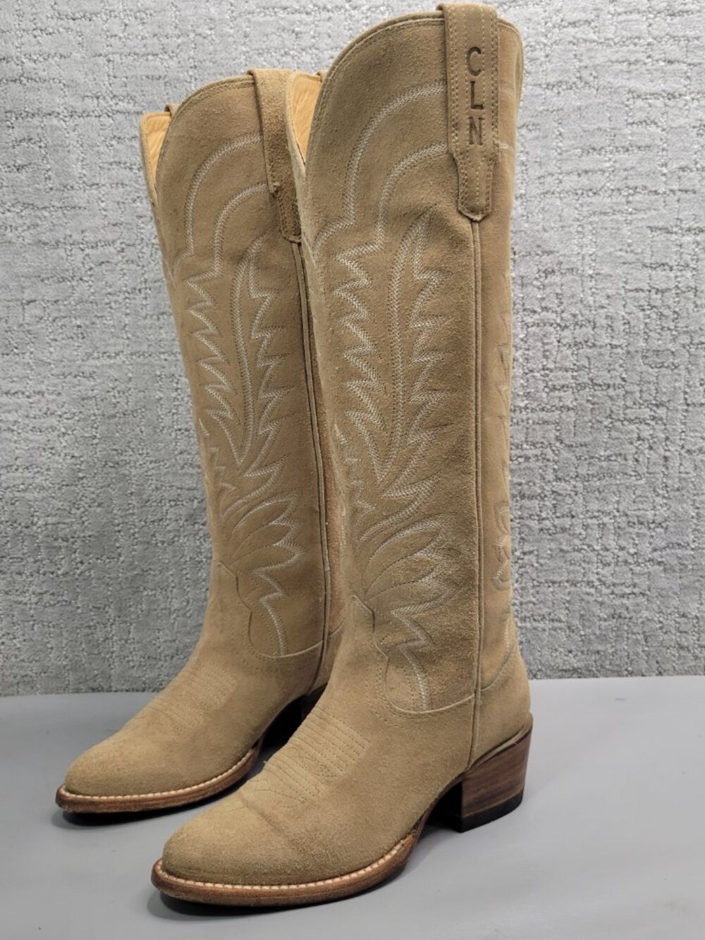 Tecovas The Abby Women's Size US 5B Driftwood Suede Cowgirl Boots. - Picture 11 of 13